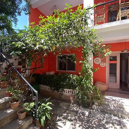 Trip'N'Hostel Chill Zone Tirana Exterior foto
