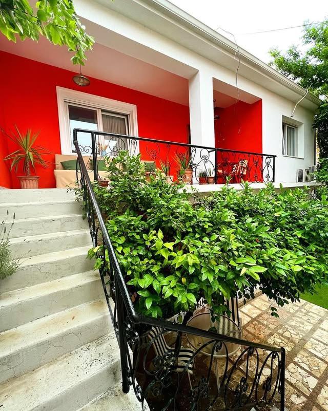 Trip'N'Hostel Chill Zone Tirana Exterior foto